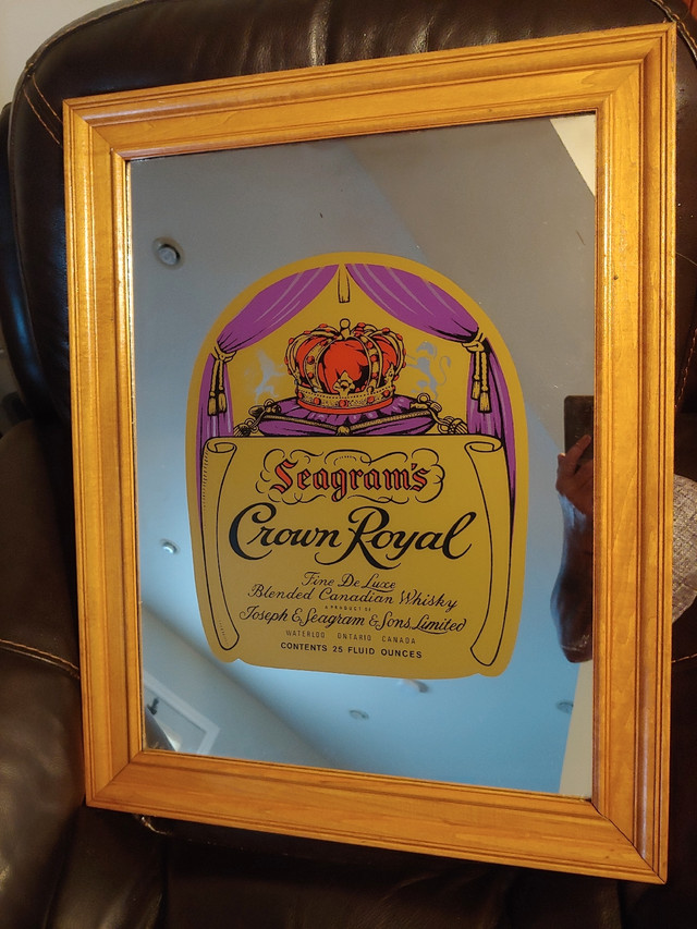 Crown Royal mirror in Arts & Collectibles in St. Catharines - Image 4