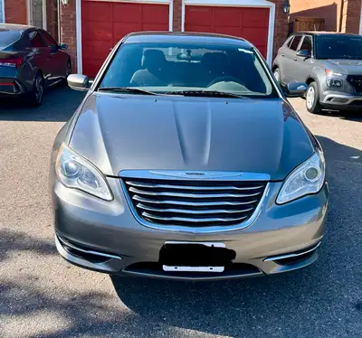 2013 Chrysler 200 LX – 121,230 km – One Owner ✅ 2.4L, smooth & reliable ✅ Only 121,230 km ✅ One owne...