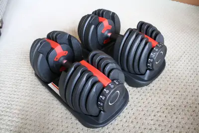 Selling a brand new pair of Forged Fitness adjustable dumbbells. We received these as a gift but alr...