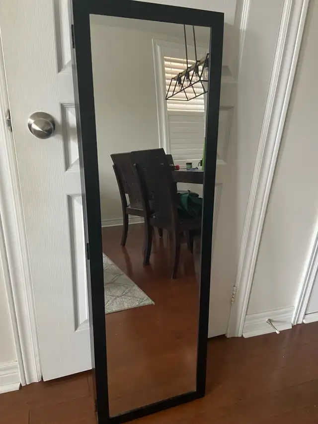 Make up mirror with storage64520004646273122