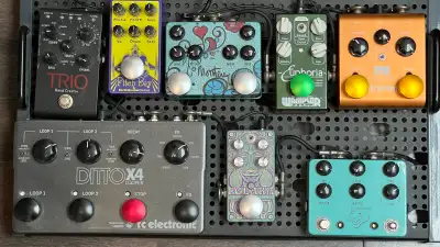 Various guitar pedals (JHS, Earth Quaker, Wampler, Strymon, etc), View more