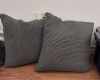 Decorative throw pillows (set of 2, grey)