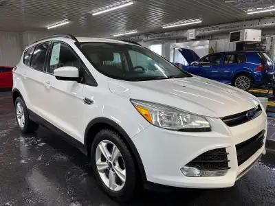 NOUVEL ARRIVAGE FORD ESCAPE SE 2016 AUTOMATIQUE FWD 144 000km MOTEUR 4 CYL 1.6 Litres ECOBOOST TRES...