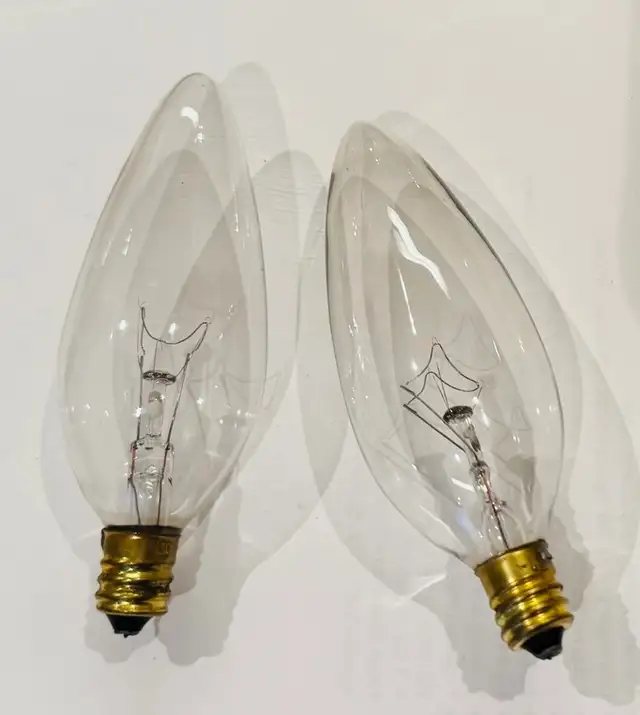 Chandelier light bulbs: incandescent & LED in Indoor Lighting & Fans in City of Toronto - Image 2