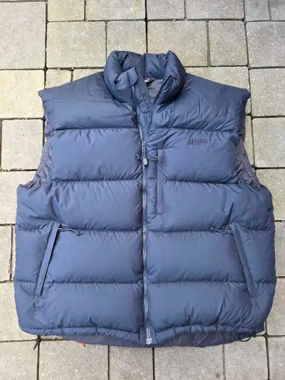 New MOUNTIAN EQUIPMENT CO-OP Down Filled Vest Mens XXL, View more