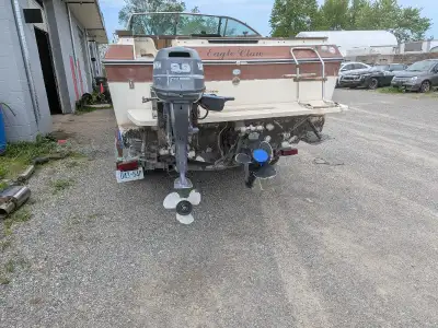 New motor all work done to it all done by Hartzel Marine and polen marine New parts Exhaust manifold...