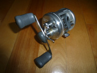 Shimano Calcutta 100b fishing reel baitcaster used, Sports