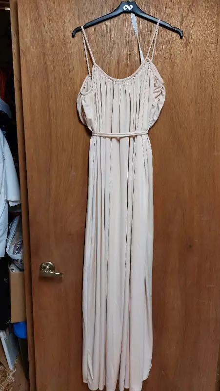 Dress long eligant style in Women's - Dresses & Skirts in Vernon - Image 2
