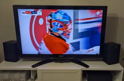 Toshiba Regza 52 inch TV with Numark Speakers, View more