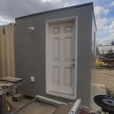 Insulated Shed with 2 windows for Sale Dimensions: 8' (W) x 8' (L) x 7' (H) Windows dimensions: 14.5...