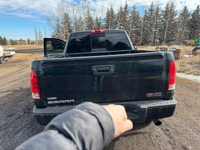 2009 GMC Sierra Denali 1500 in Cars & Trucks in Strathcona County - Image 4