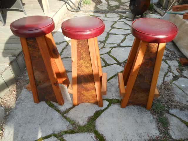 Three Country Looking Bar Stools. in Chairs & Recliners in Hamilton - Image 4