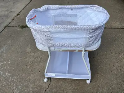 Delta Children Bassinet, View more