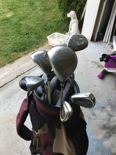 LADIES LEFT HAND GOLF SET. 11PC, View more