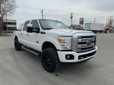 2015 FORD F-350 PLATIUM 6.7L POWERSTROKE DIESEL!! **LOW KM**