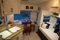 5th Wheel - light, bright and fun renovation; goes off-road