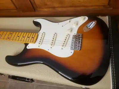 Fender Stratocaster Eric Johnson USA, View more