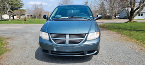 2005 Dodge Caravan