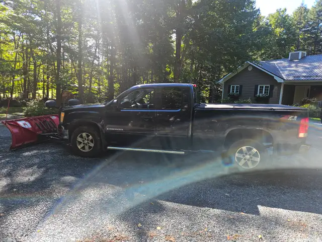 2008 GMC Sierra 1500 with Boss Plow