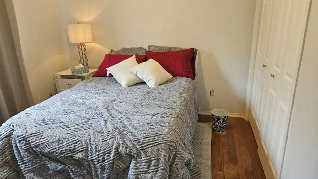 ROOM TO RENT AVAIL IMMEDIATELY in Long Term Rentals in Peterborough - Image 4