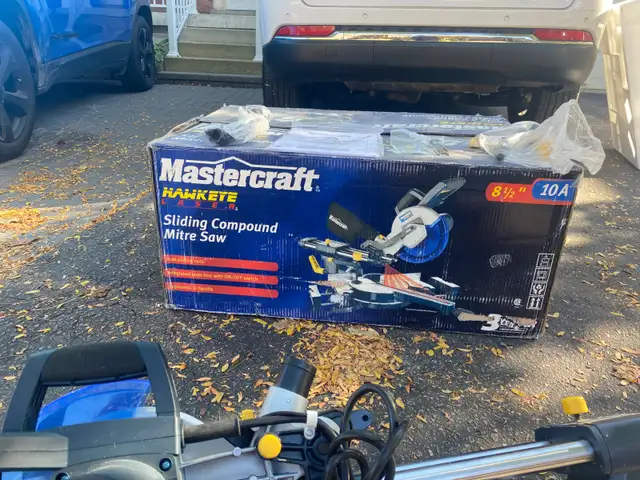 mitre saw in Other in Markham / York Region - Image 2