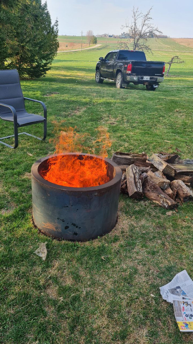 Smokeless fire pit  in BBQs & Outdoor Cooking in Kitchener / Waterloo