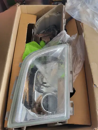 For parts, lens in great shape and clear (dust was on glass). Chrome surround great shape one small...