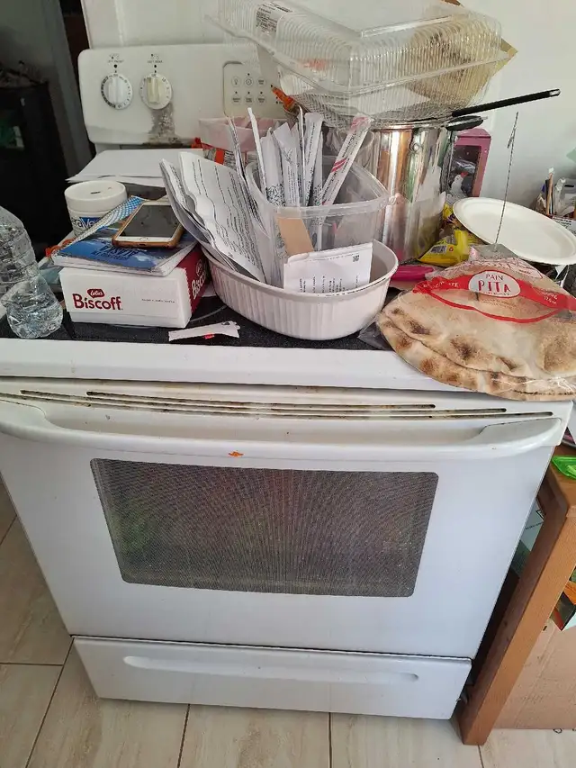 Kenmore Stove Maytag in Stoves, Ovens & Ranges in City of Montréal - Image 9