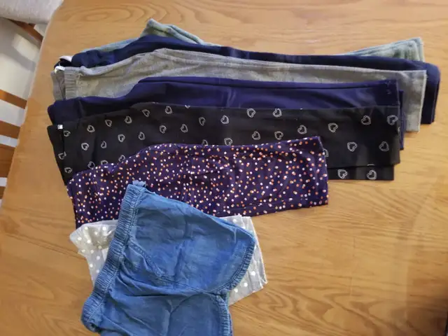 Vêtements enfants- 8 ans (de $1 à $5) in Kids & Youth in Longueuil / South Shore - Image 4