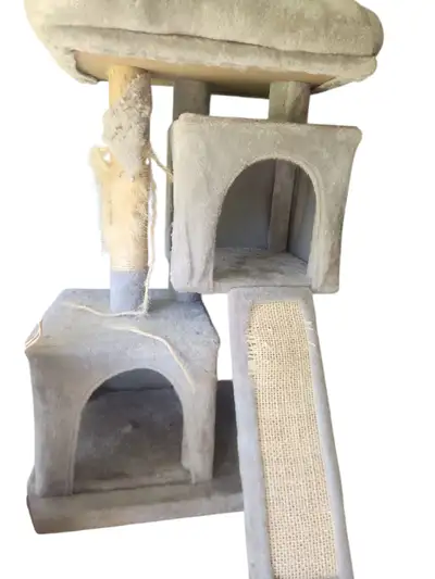 Cat Condo. Scatching Post.  I have LOTS of Cat Trees, View more