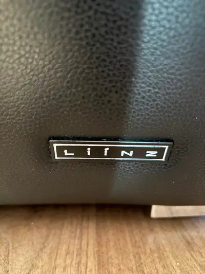 Set de salon en cuir de marque Liinz, View more