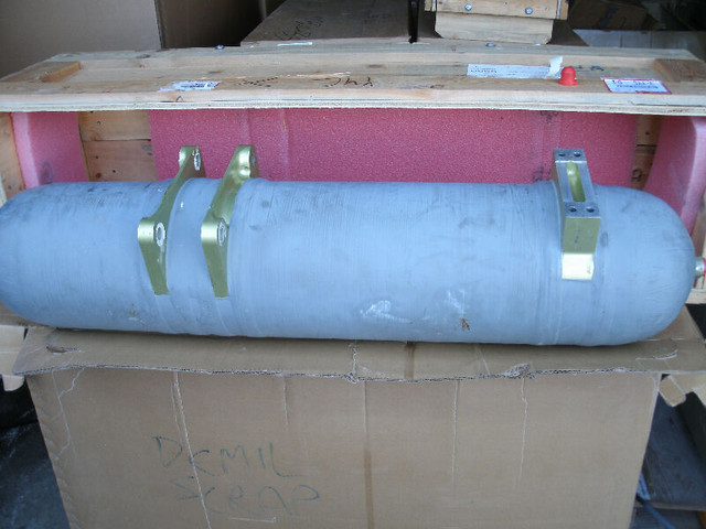High Pressure Air Tank in Other Business & Industrial in Strathcona County - Image 2