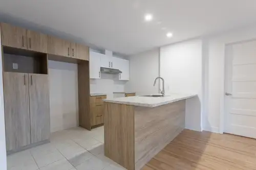 Urgent, cession de bail pour le 1er février. Mois de février gratuit et possibilité d’acheter laveus...