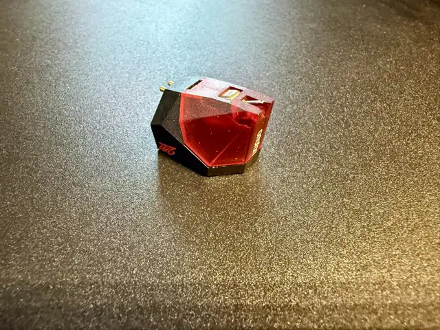 Ortofon 2M Red Cartridge408442264576348162