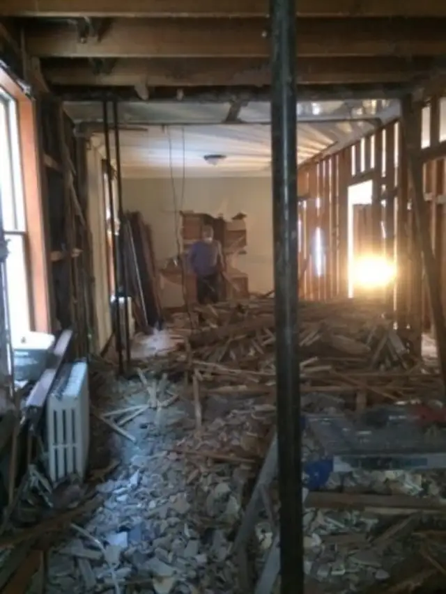 demolition/debris collection/excavations62863228285058121