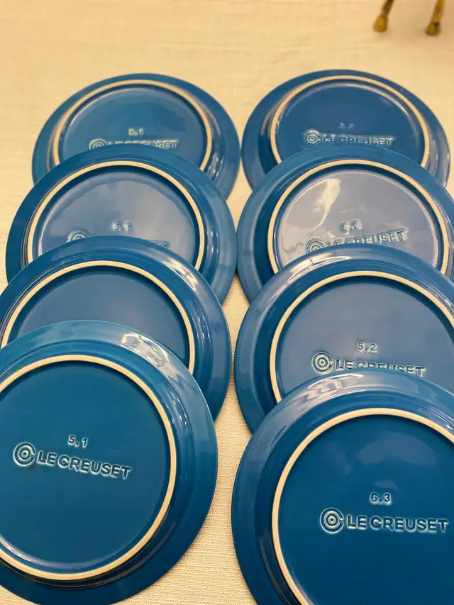 Le Creuset Lapis Blue Stoneware 8.5" Salad Plates – Set of 8 in Kitchen & Dining Wares in St. Albert - Image 5
