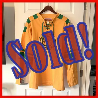 University of Alberta Vintage Golden Bears New Never Worn Varsity Line Hockey Jersey! Private seller...