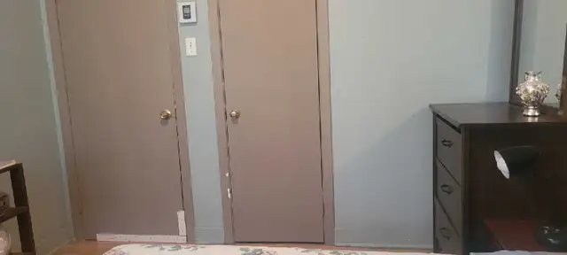 chambre a louer pour Femme tout inclus près du métro sauvé