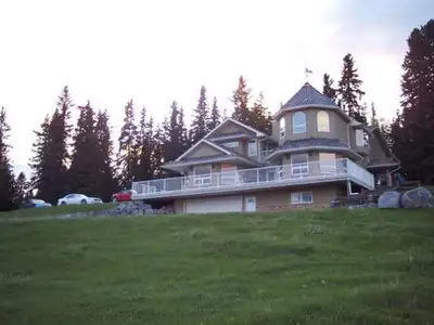 21 minutes from Cochrane, 48 minutes to Canmore. Entire basement for rent private bathroom, steam ro...