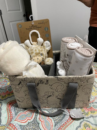 Baby shower gift basket 