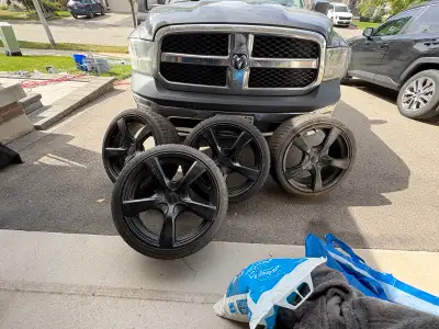 Selling a complete set of 4 winter tires mounted on Touren rims. They came off 2022 VW Tiguan. • Tir...