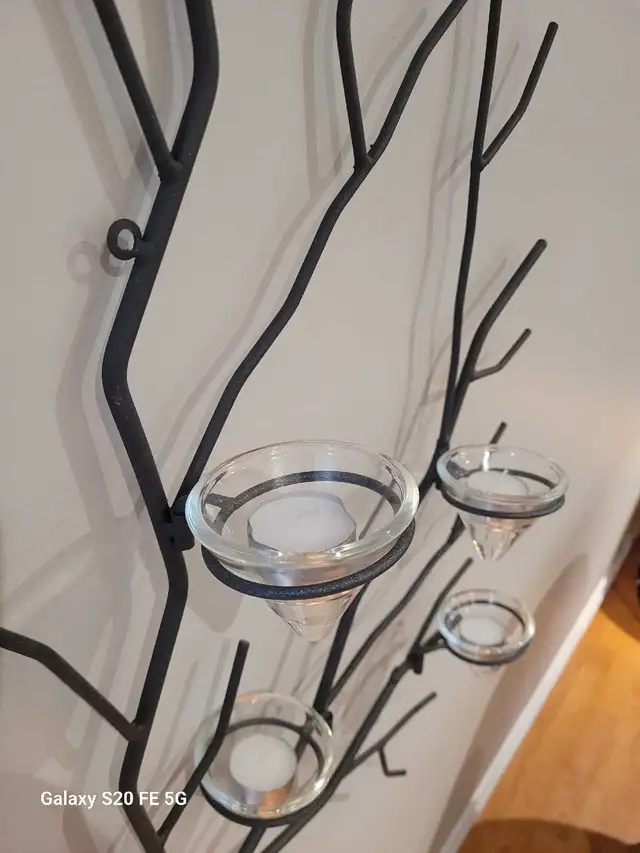 Decorative Metal Tree Wall Sconce with Tea Light Candle Holder in Home Décor & Accents in Ottawa - Image 5