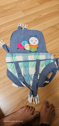 Baby carrier for infants 