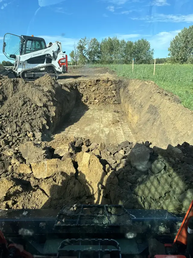 Skid Steer & Excavator Services - Lacombe County in Other in Red Deer - Image 9