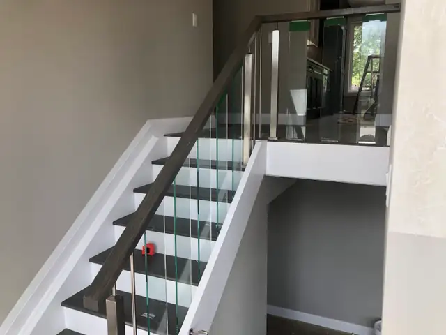INTERIOR AND EXTERIOR CARPENTRY 582838662108303368