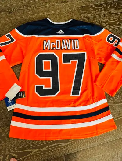 Connor Mcdavid Edmonton Oilers Jersey. Orange Crush. Never worn, Brand New. Mens Small, Large or XL...