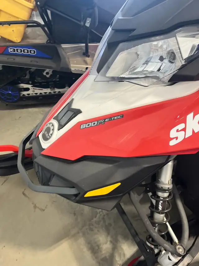 ski doo for sale in Snowmobiles in Prince Albert - Image 3