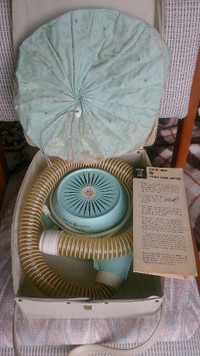 Vintage GE Debutante Portable Hair Dryer