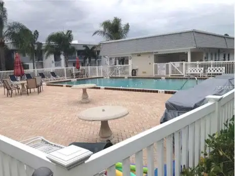 2 BEDROOM CONDO FOR RENT IN PORT CHARLOTTE FLORIDA in Florida in Canada - Image 9