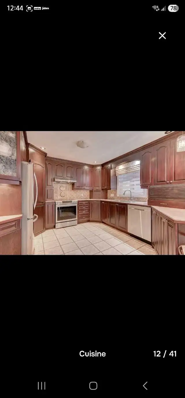 Cuisine en bois massif à vendre à Brossard, in Cabinets & Countertops in Longueuil / South Shore - Image 2